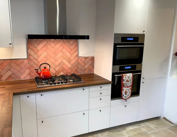 Kitchen refurbishment by SKL